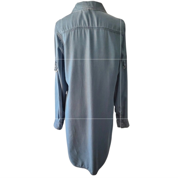 White House Black Market Blue Chambray Long Sleeve Button Down Shirt Size 10 - Picture 4 of 9